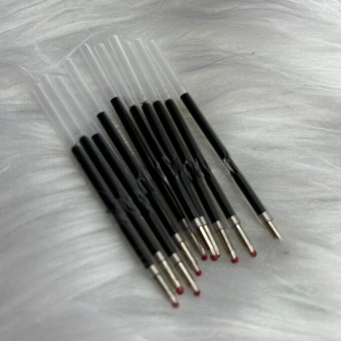 Beadable pen refill