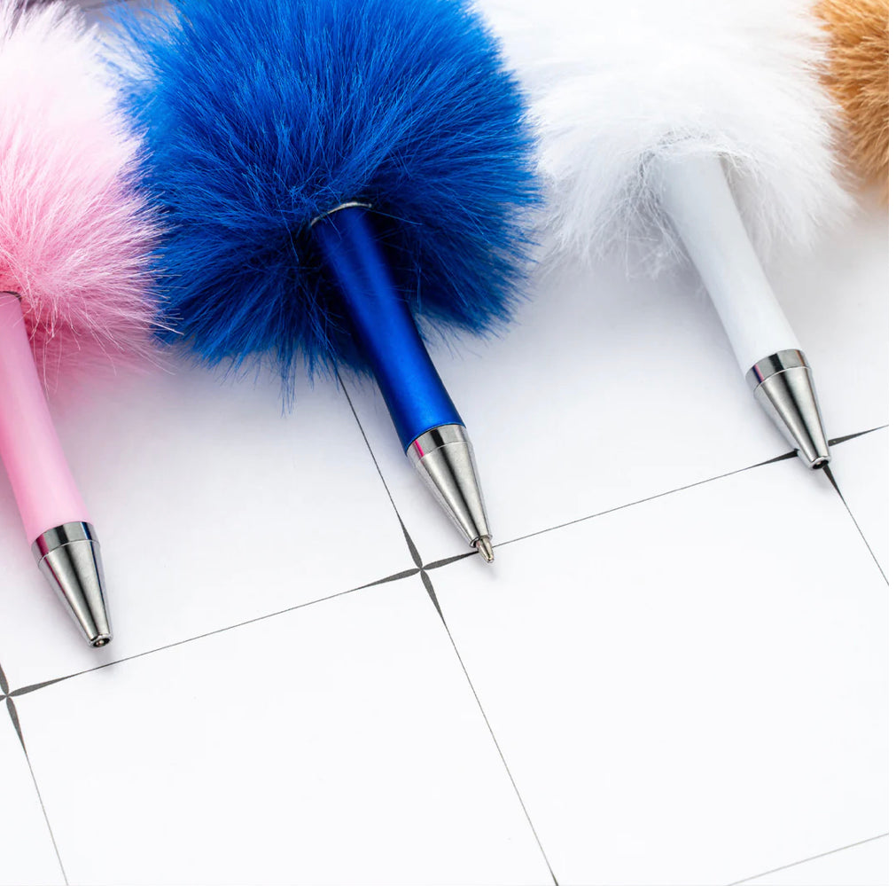 Pompom beadable pen